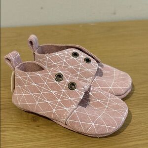 Piper Finn Baby Size 3 Pink Crib Shoes Leather